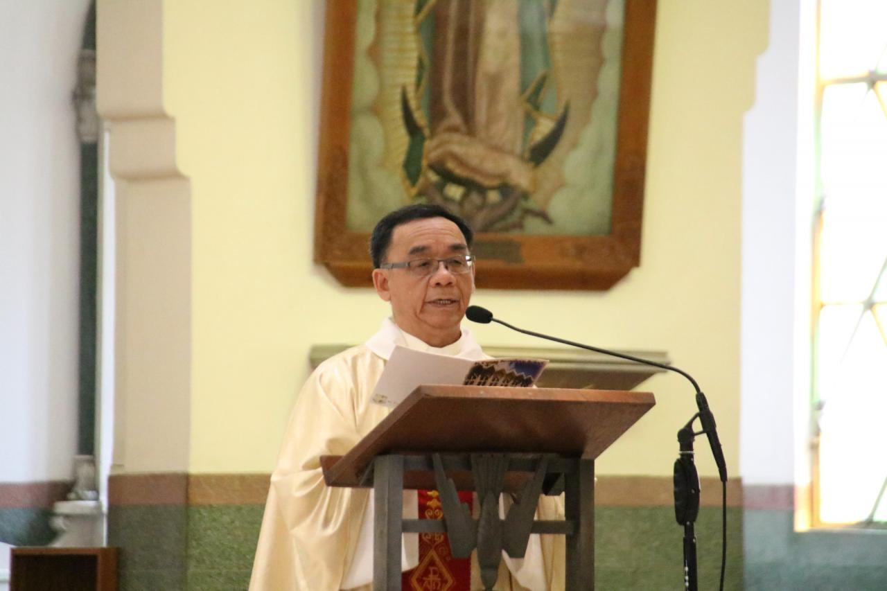 校监刘富根神父主持主保瞻礼暨开学弥撒